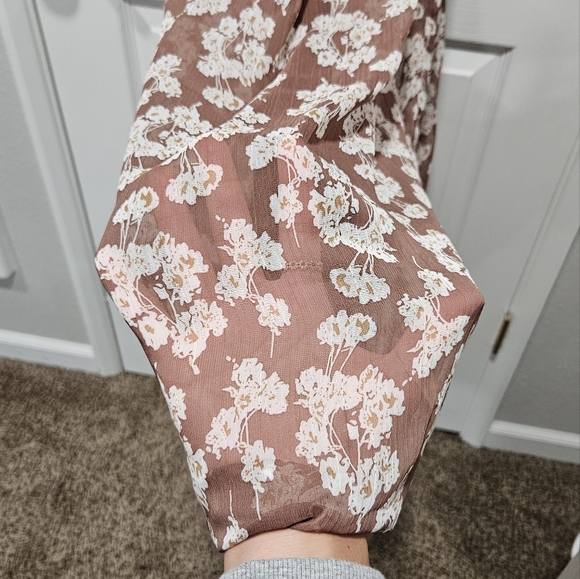 Floral Maxi Dress - Picture 4 of 5